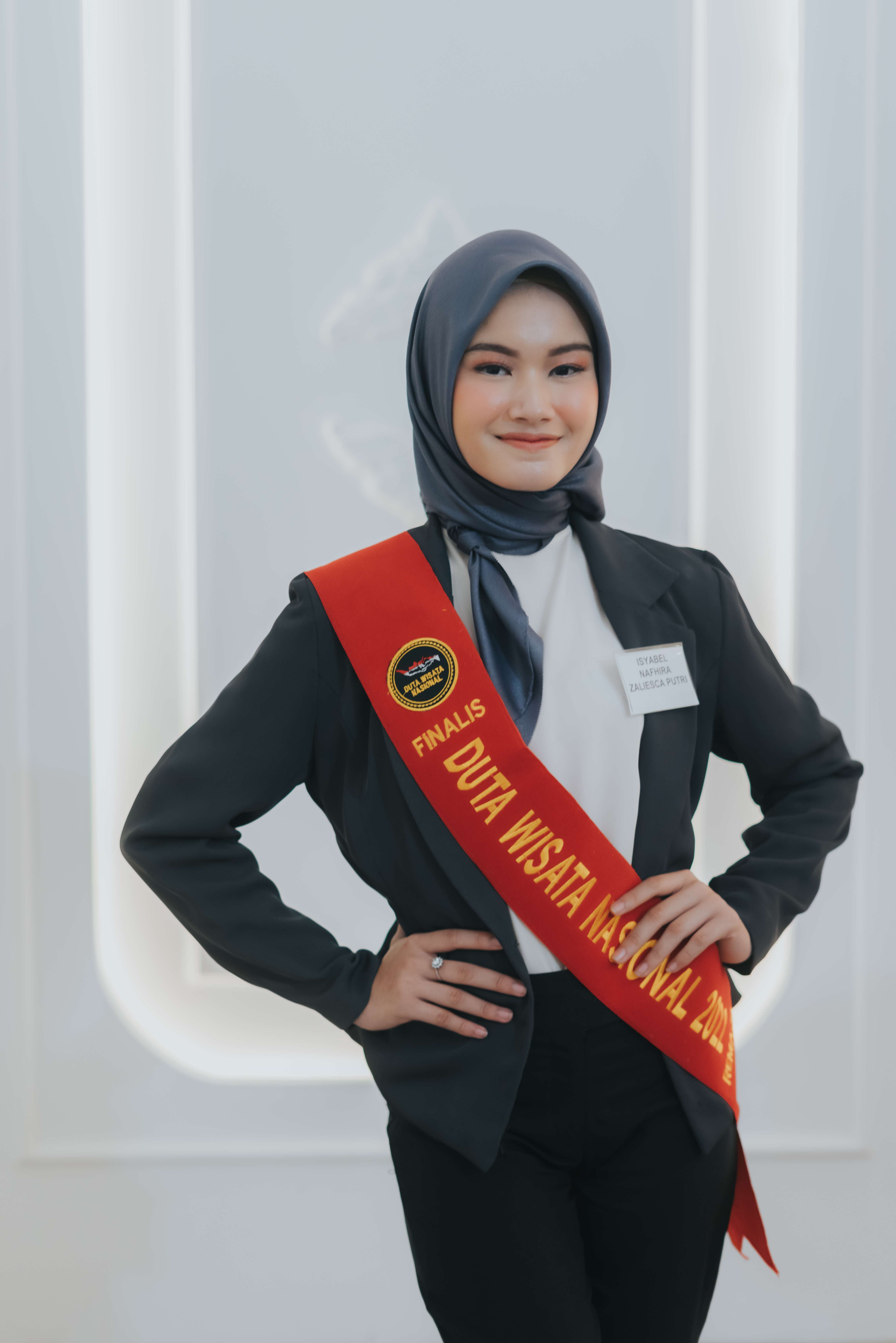 ISYABEL NAFHIRA ZALIESCA PUTRI